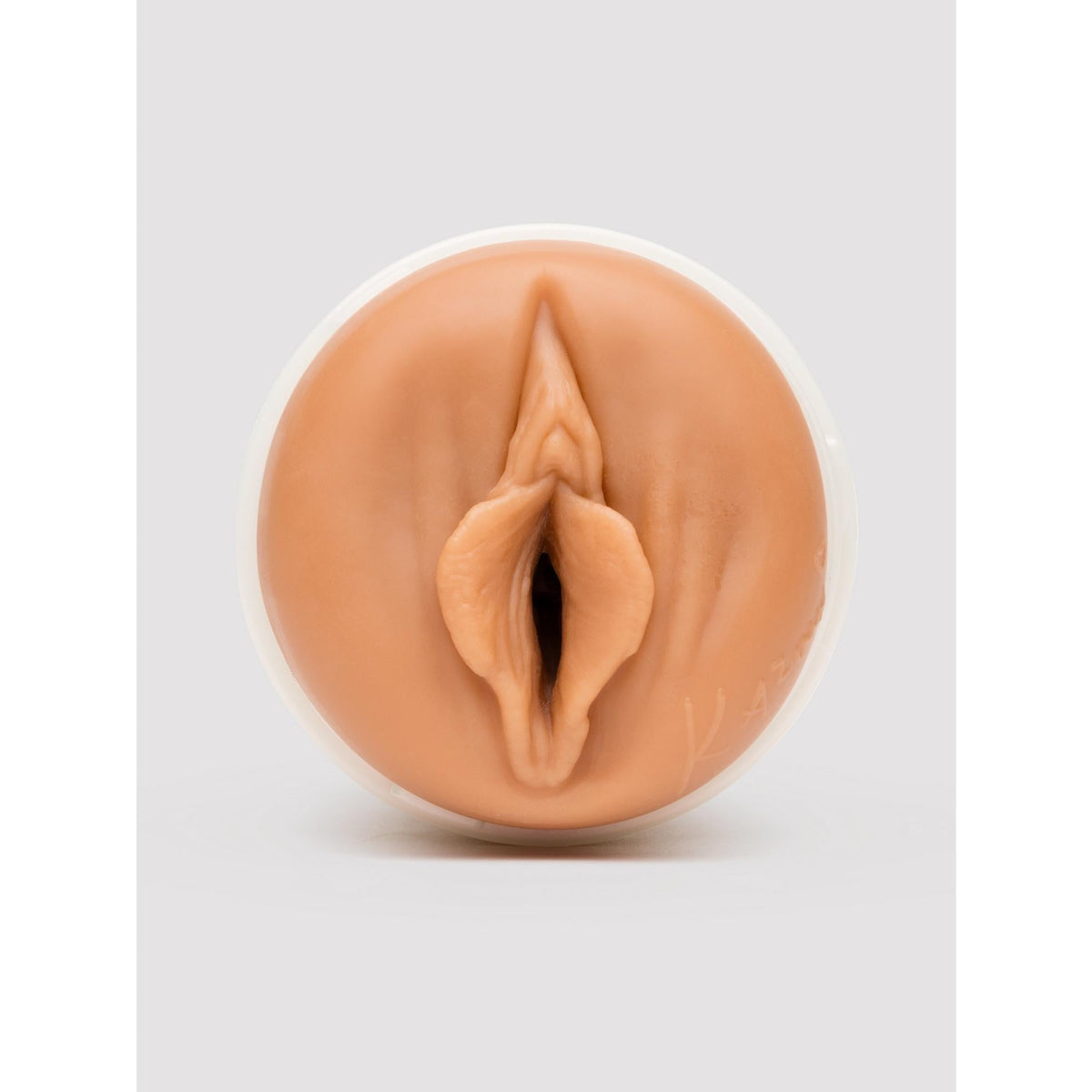 Fleshlight Girls Kazumi Kumzumi sleeve opening close-up